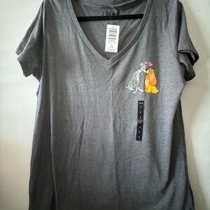 Torrid disney lady and the tramp Graphic V-Neck Tee